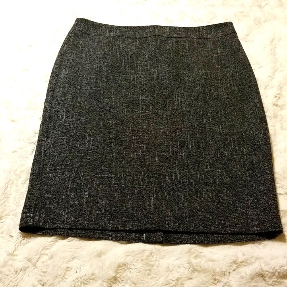 Ann Taylor Straight Pencil Skirt Size 14 Black Speckled
